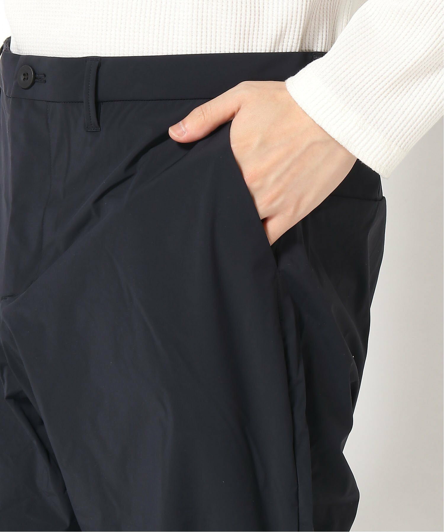(M)FEATHER WEIGHT RE.TAFFETA TAPERED PANTS